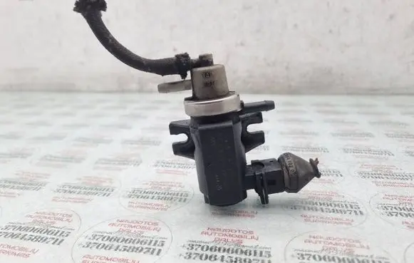 Audi A4 S4 B5 8D Turbo solenoid valve 1H0906627A