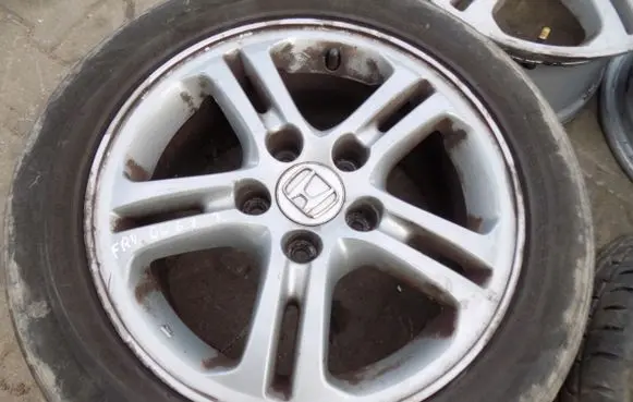 Honda Stream R16 alloy rim D17A2