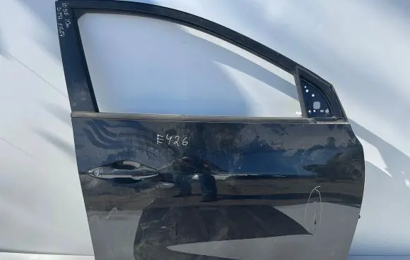 Hyundai ix35 Front door