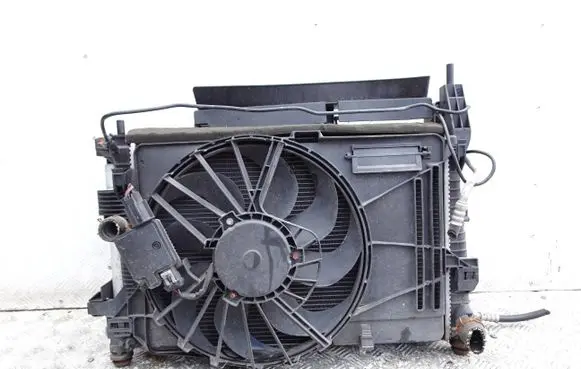 Ford Focus Radiator set asdf