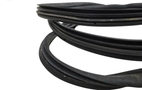 Citroen C2 Rubber seal front coupe door 