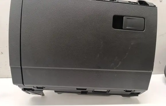 Volkswagen Golf VIII Glove box 5H2857097A