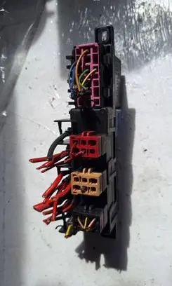 Volkswagen PASSAT B5.5 Other relay 4B0955531A