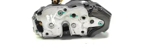 Opel Insignia A Front door lock 13503781HY