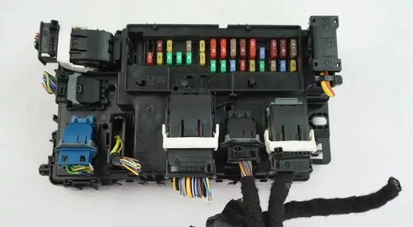 Ford Mondeo MK V Central body control module JU5T15604BFG
