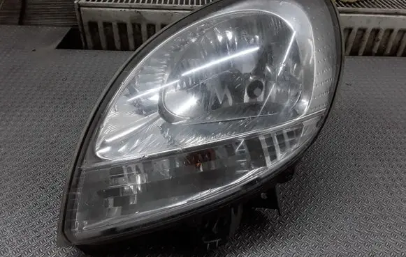 Renault Kangoo I Headlight/headlamp 8200589032