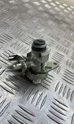 Audi A6 S6 C6 4F Tailgate exterior lock 8E0827573