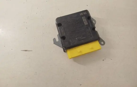 Audi A3 S3 8V Airbag control unit/module 5Q0959655AB