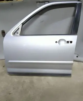 Honda CR-V Front door