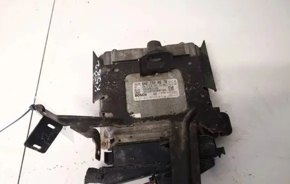 Mercedes-Benz GL X164 Engine control unit/module a6421500678 0281013587