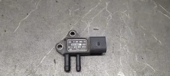 Audi A6 S6 C6 4F Air pressure sensor 0281002711