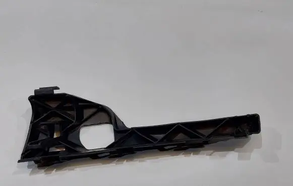Ford Focus Front bumper mounting bracket 4M5117E856AC