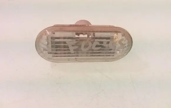 Ford Focus Front fender indicator light 4M5A13K309AA