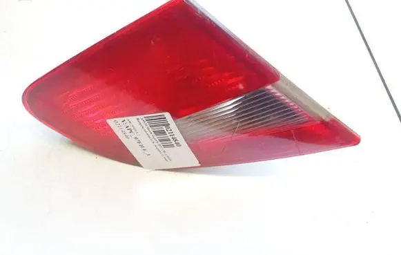Tailgate rear/tail lights