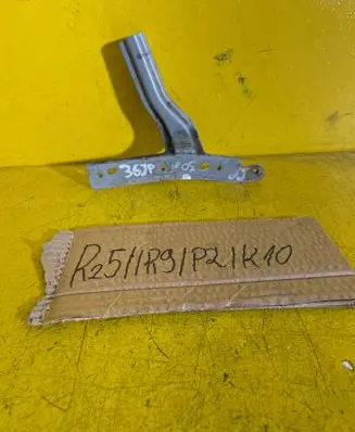 Audi A4 S4 B6 8E 8H Fender mounting bracket