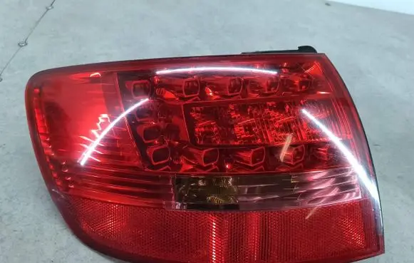 Audi A6 S6 C6 4F Rear/tail lights 89037044