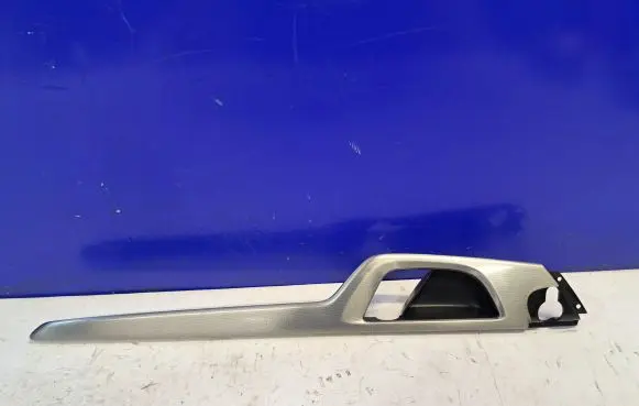 Front door card panel trim