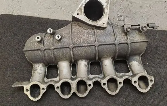Volkswagen Crafter Intake manifold 076129713A