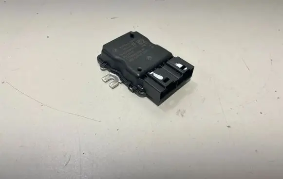 BMW X6 G06 Fuel injection pump control unit/module 5A89090 5B8A045