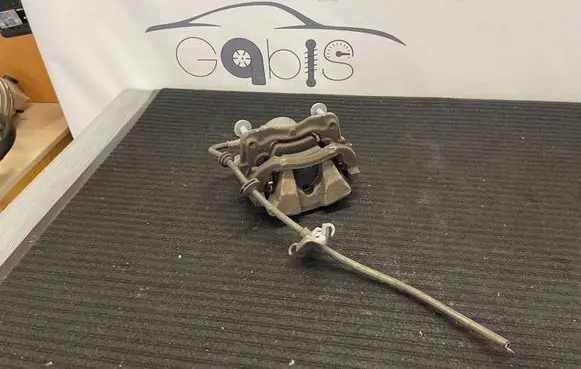BMW 5 G30 G31 Front brake caliper 53390A