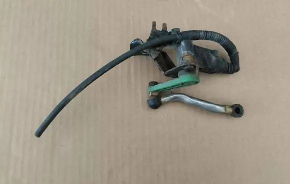 Porsche Macan (95B) Rear air suspension level height sensor 8K0907503 8K0941286N