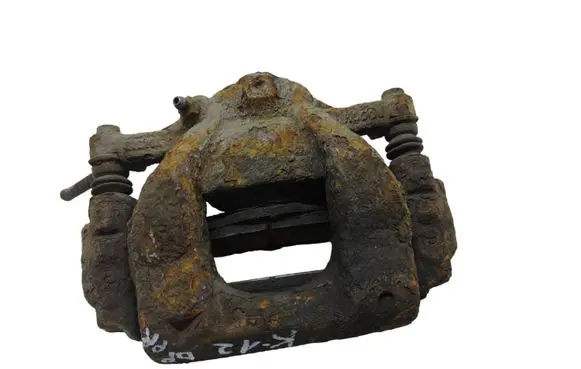 Toyota Auris 150 Front brake caliper