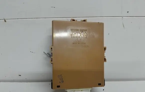 Toyota Prius (XW20) Gateway control module 8911147050