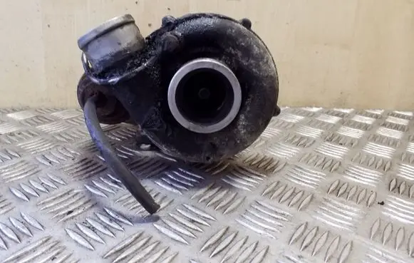 Audi A6 S6 C4 4A Turbo 046145703G
