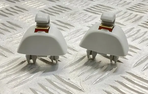 Sun visor clip/hook/bracket