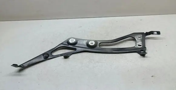 BMW 2 F46 Fender mounting bracket 97200092 720009259
