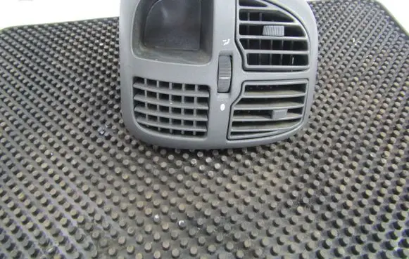 Fiat Ducato Dash center air vent grill 