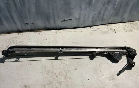 Volkswagen Transporter - Caravelle T5 Sliding door bottom rail 