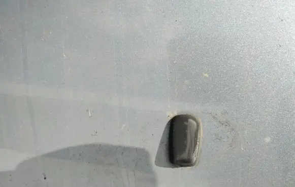 Ford Mondeo Mk III Windshield washer spray nozzle 