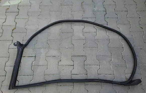 Volkswagen Arteon Rubber seal loading door 