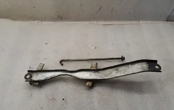 Toyota Corolla Verso AR10 Battery bracket 744040F030