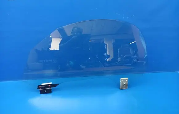 BMW Z4 E85 E86 Front door window/glass (coupe) E000249 43R000262