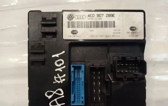 Audi A8 S8 D3 4E Comfort/convenience module 4E0907289E 5DK00843211 080140355