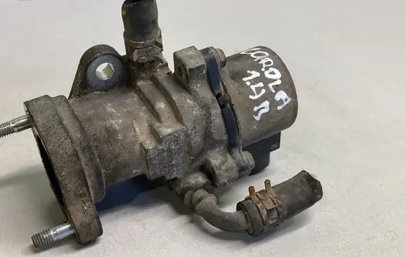 Toyota Corolla E120 E130 EGR valve 2562033030 1350008120
