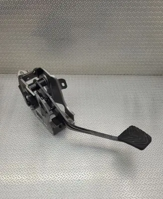 Hyundai Kona I Clutch pedal 93840F2100