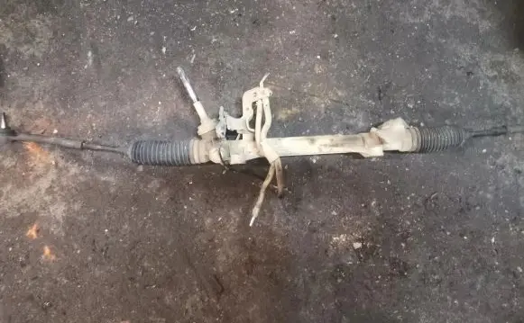 Nissan X-Trail T31 Steering rack