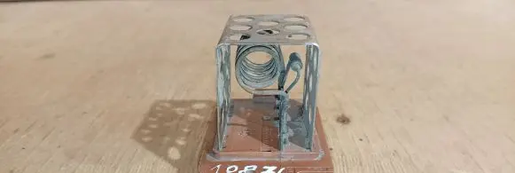 Coolant fan relay