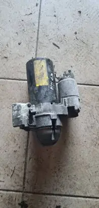 BMW 5 F10 F11 Starter motor 7801203