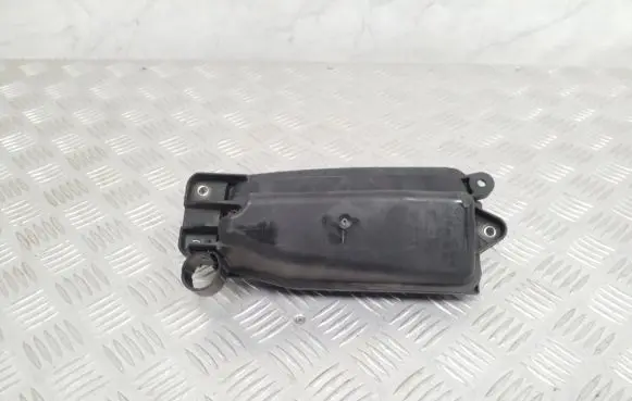 Mercedes-Benz E W212 other engine part A6510700568