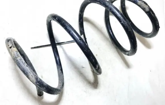 BMW X3 E83 Front coil spring
