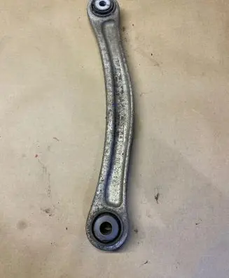 Rear upper control arm/wishbone