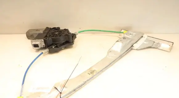 Front window lifting mechanism without motor