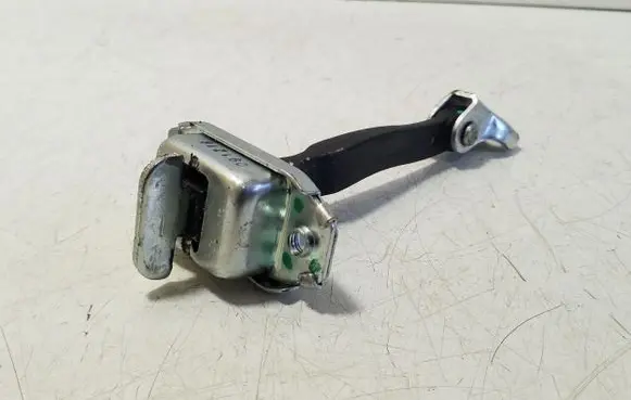 Mitsubishi L200 Front door check strap stopper 091218