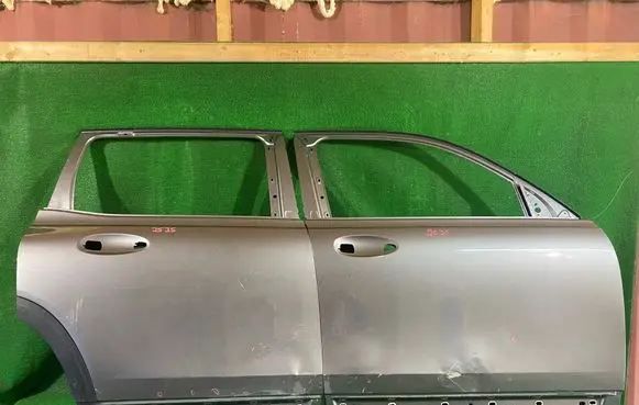 Mercedes-Benz GLB x247 Front door