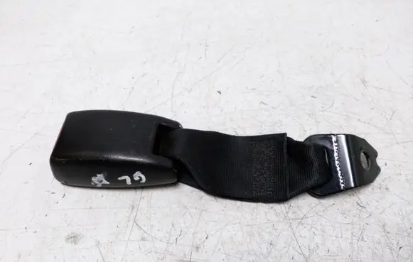 Mazda 3 I Rear seatbelt buckle NSB1053
