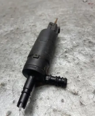 Skoda Superb B5 (3U) Headlight washer pump 26274 126274 20110612